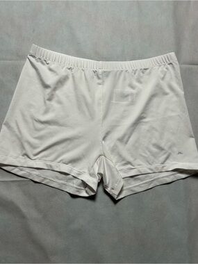 J Lindeberg white stretch under shorts for skirts size large